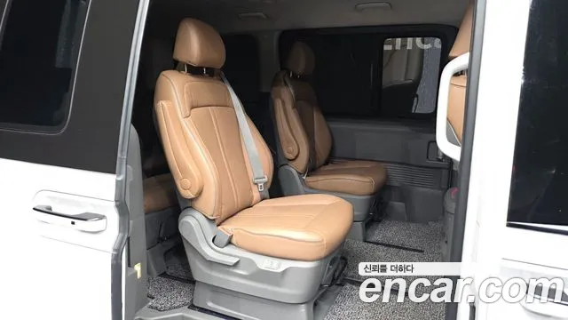 Hyundai Staria Staria Lounge 9 мест — Фото автомобиля 12