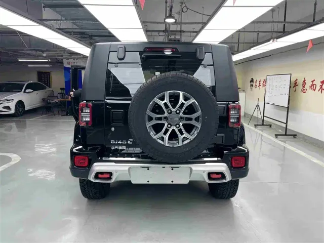 BAIC BJ40 — Фото автомобиля 11