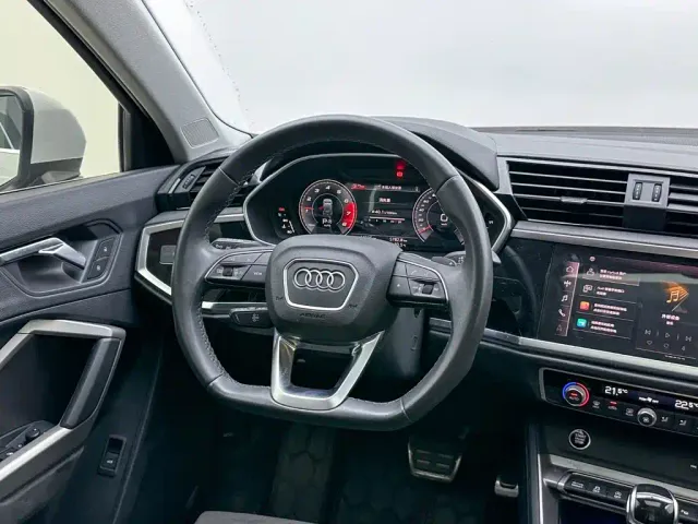 Audi Q3 — Фото автомобиля 20