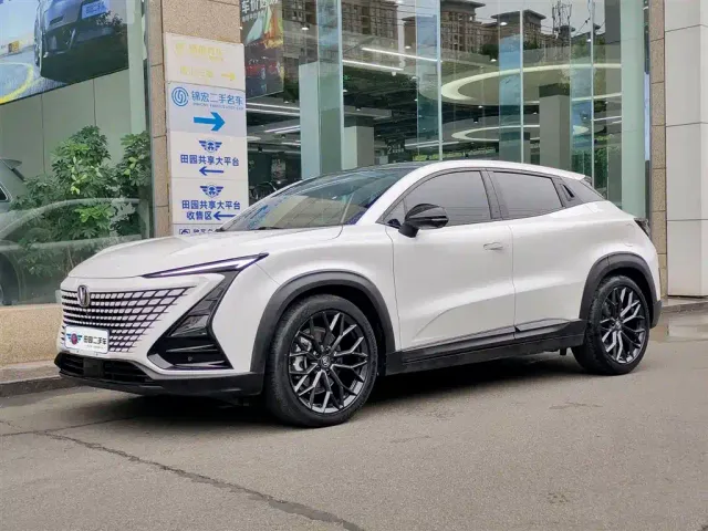 Фотография автомобиля — Changan UNI-T