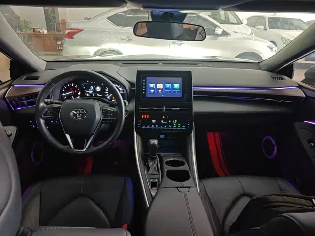 Toyota Avalon — Фото автомобиля 9