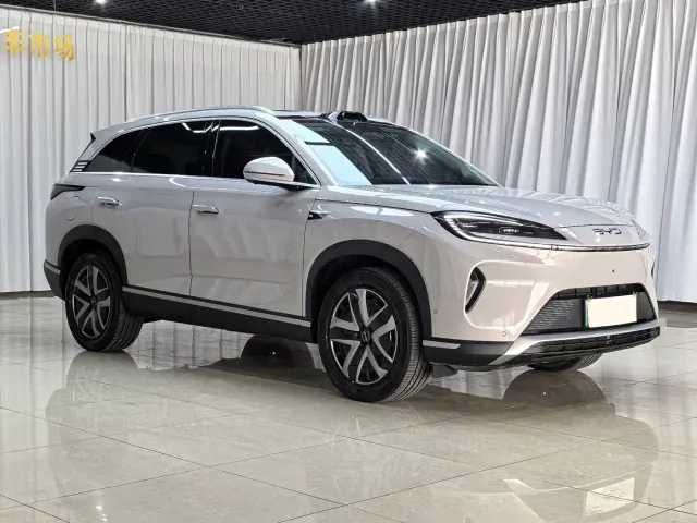 BYD Hai Shi 07 DM-i — Фото автомобиля 3