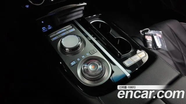 Genesis G80 RG3 — Фото автомобиля 12