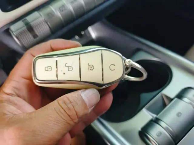 BYD Dolphin — Фото автомобиля 8