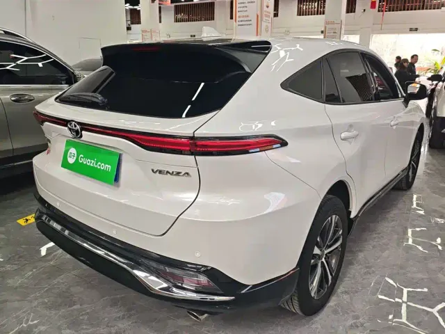 Toyota Venza — Фото автомобиля 6