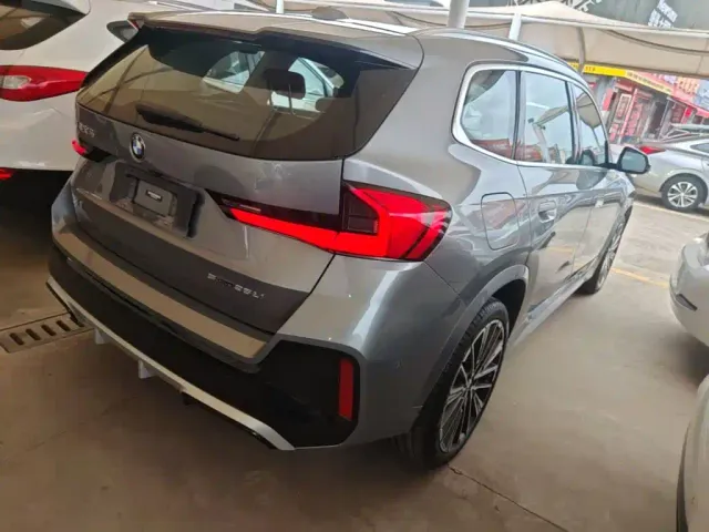 BMW BMW X1 2023 sDrive25Li M Sport Package — Фото автомобиля 6