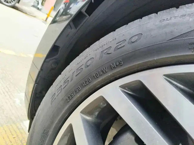Land Rover Range Rover Evoque — Фото автомобиля 6