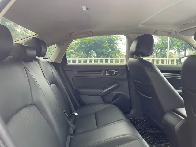 Honda Civic — Фото автомобиля 14