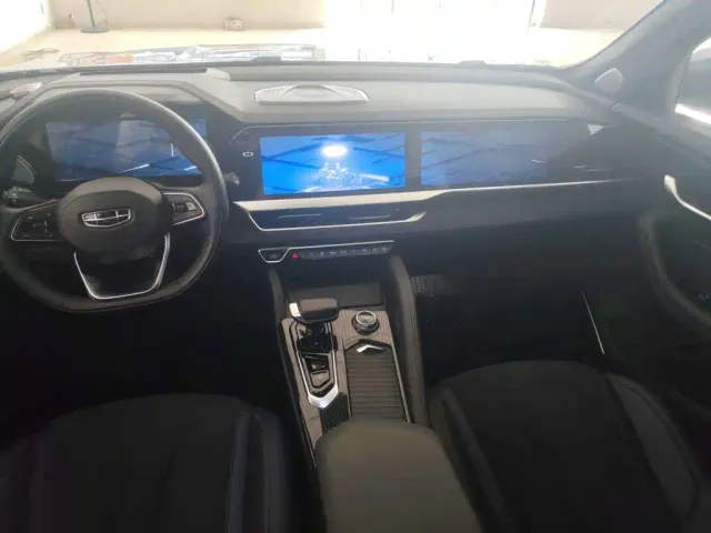 Geely Xingyue L — Фото автомобиля 13