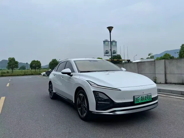 Wuling Starlight — Фото автомобиля 3
