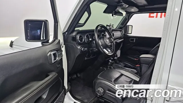 Jeep Wrangler Wrangler (JL) — Фото автомобиля 11