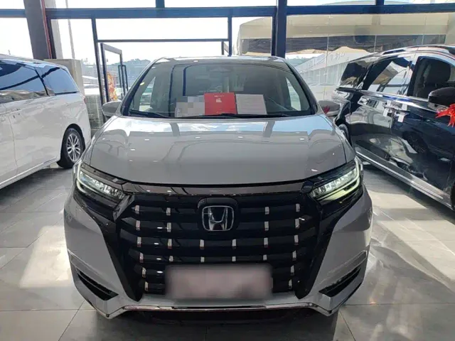 Honda Elysion — Фото автомобиля 2
