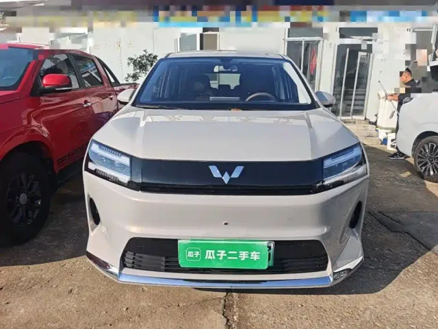 Wuling Starlight 730 — Фото автомобиля 2