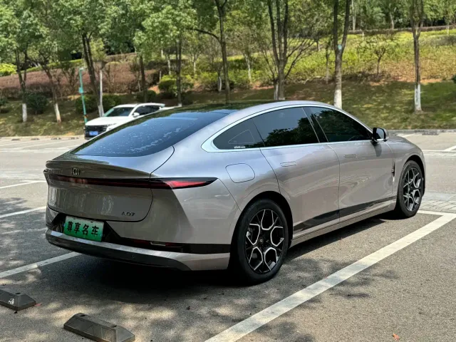 Changan Qiyuan A07 — Фото автомобиля 5