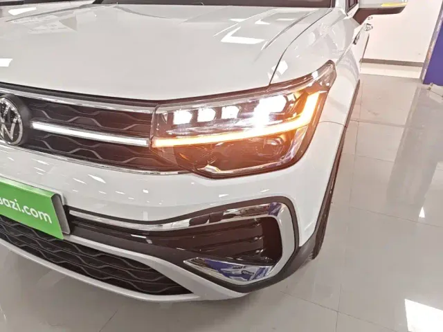Volkswagen Tharu — Фото автомобиля 23