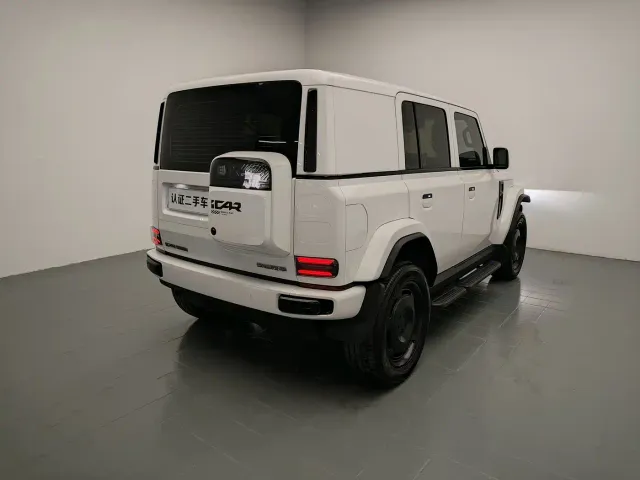 iCAR V23 — Фото автомобиля 7