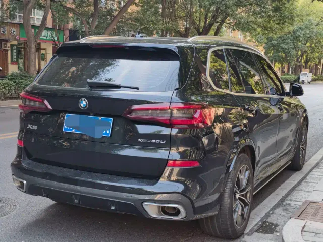 BMW X5 — Фото автомобиля 5