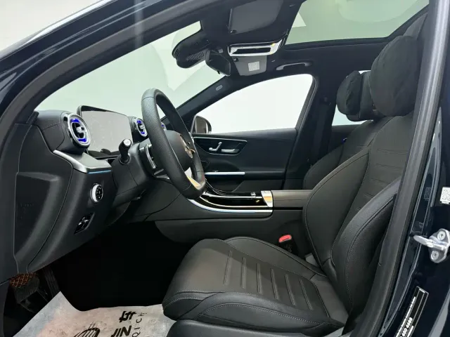 Mercedes-Benz C-Class — Фото автомобиля 7