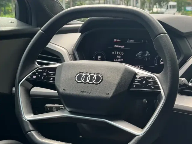 Audi Q5 e-tron — Фото автомобиля 21