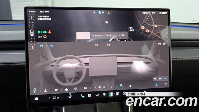 Tesla Model Y — Фото автомобиля 22