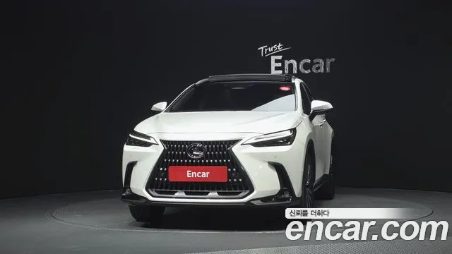Lexus NX Generation 2 — Фото автомобиля 3