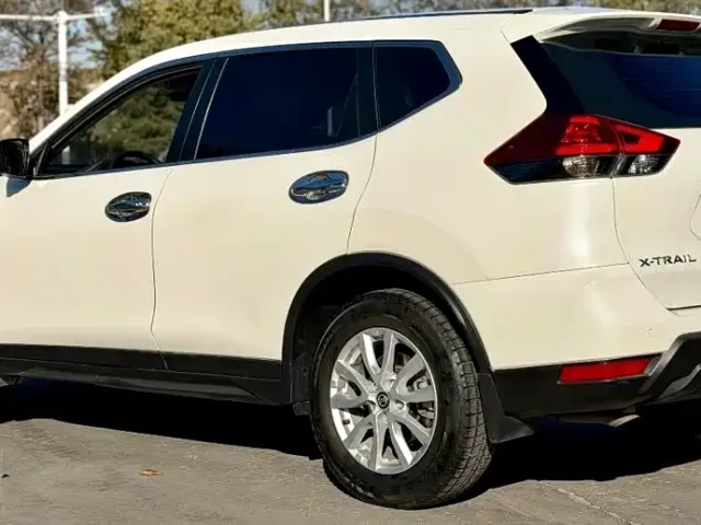 Nissan X-Trail — Фото автомобиля 8