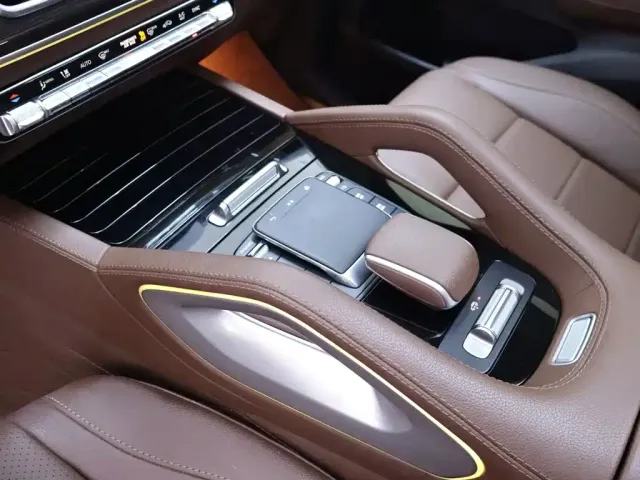 Mercedes-Benz GLE-Class — Фото автомобиля 12