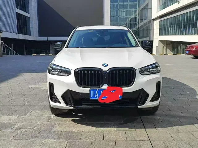 BMW X3 — Фото автомобиля 2
