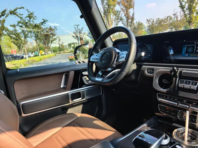 Mercedes-Benz G-Class — Фото автомобиля 11