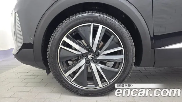 Peugeot 5008 — Фото автомобиля 5