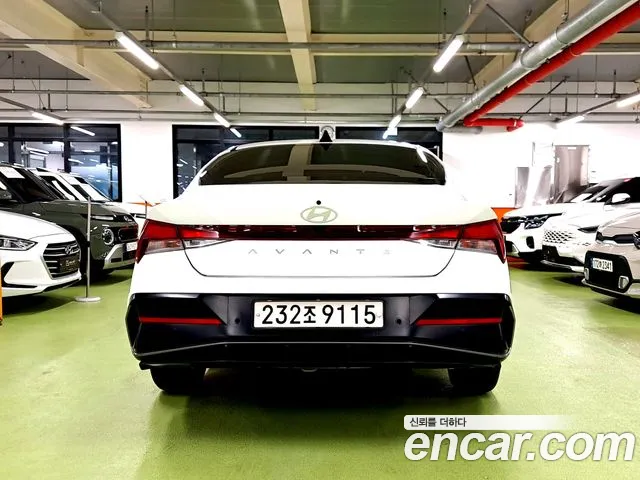 Hyundai Avante CN7 — Фото автомобиля 4