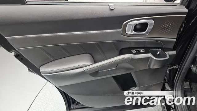Kia Sorento Новый Sorento 4 поколение Бензин 2.5T 2WD — Фото автомобиля 21