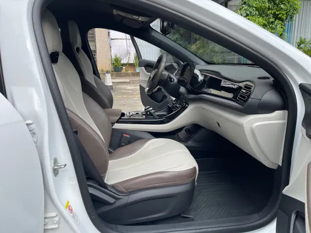BYD Qin PLUS — Фото автомобиля 12
