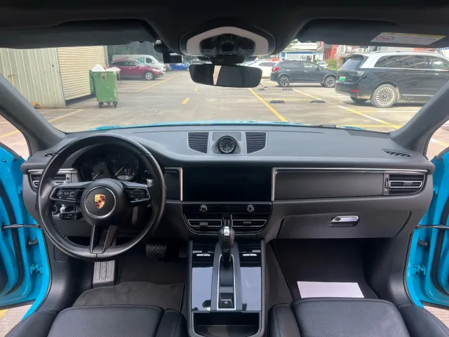 Porsche Macan — Фото автомобиля 5