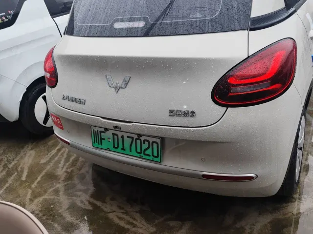 Wuling Bingo — Фото автомобиля 4