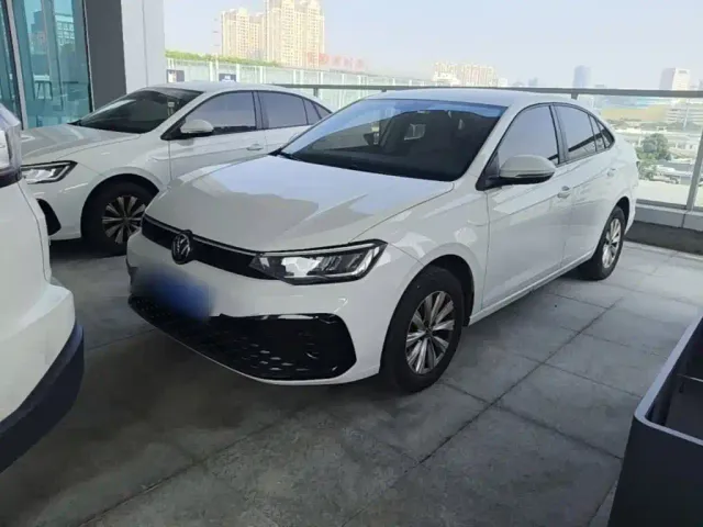 Фотография автомобиля — Volkswagen Lavida