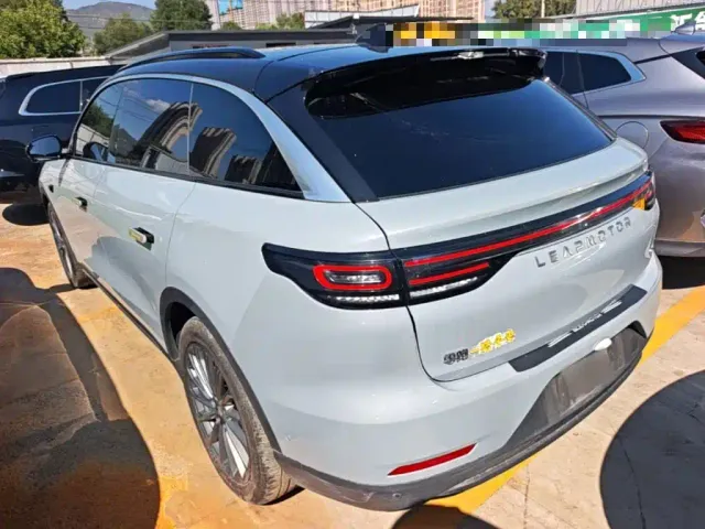 Leapmotor C11 — Фото автомобиля 4
