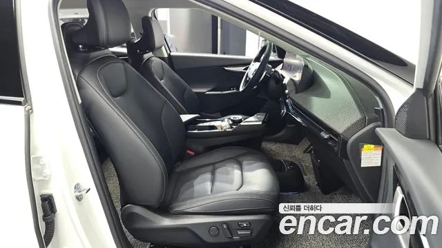 Kia EV6 — Фото автомобиля 16