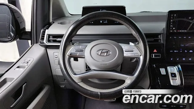 Hyundai Staria Staria Lounge 9 мест — Фото автомобиля 13