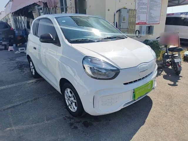 Roewe Clever — Фото автомобиля 3