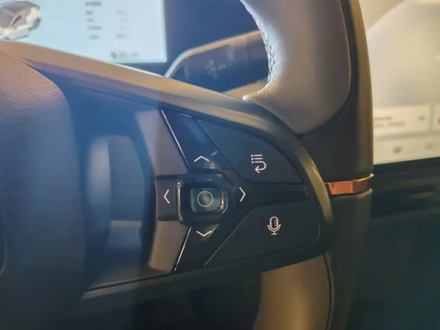 Lynk & Co Z20 — Фото автомобиля 16