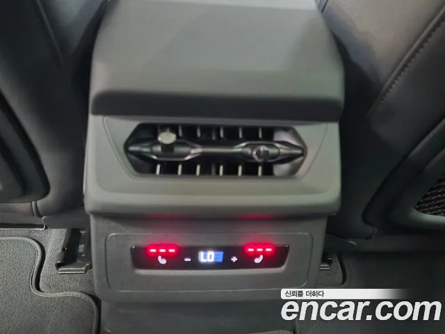 Audi A6 e-Tron — Фото автомобиля 17