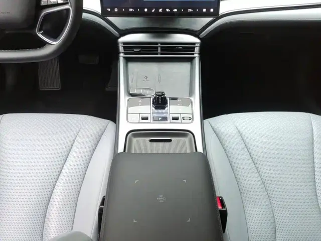 BYD Seal — Фото автомобиля 16
