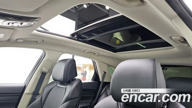 Genesis GV70 2.5T Бензин 2WD — Фото автомобиля 30