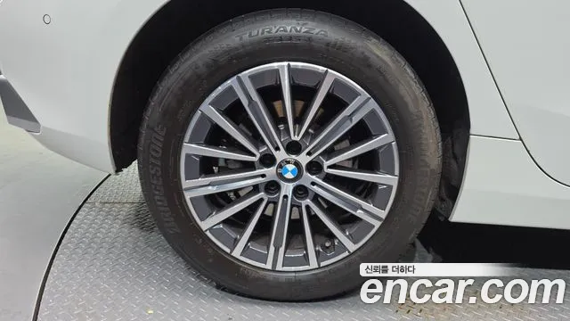 BMW 2 Series U06 — Фото автомобиля 5
