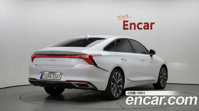Kia K8 — Фото автомобиля 2