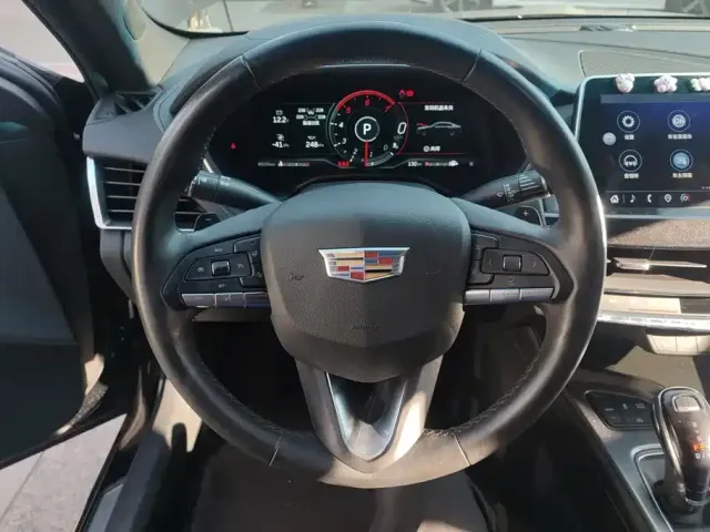 Cadillac CT5 — Фото автомобиля 15