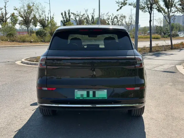 Changan Qiyuan Q07 — Фото автомобиля 10