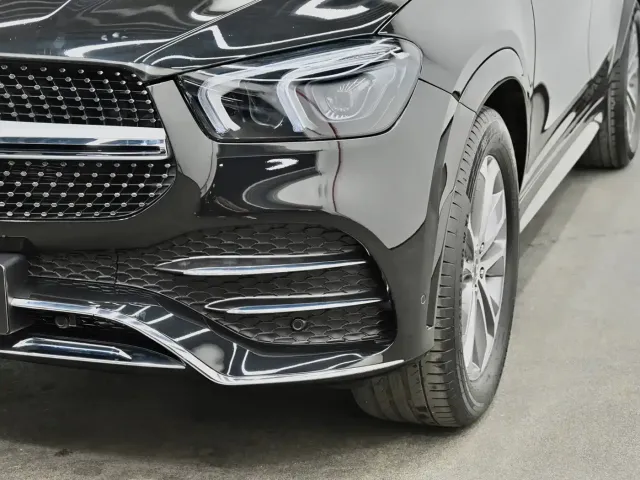 Mercedes-Benz GLE-Class — Фото автомобиля 28
