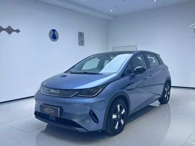 Фотография автомобиля — BYD Dolphin